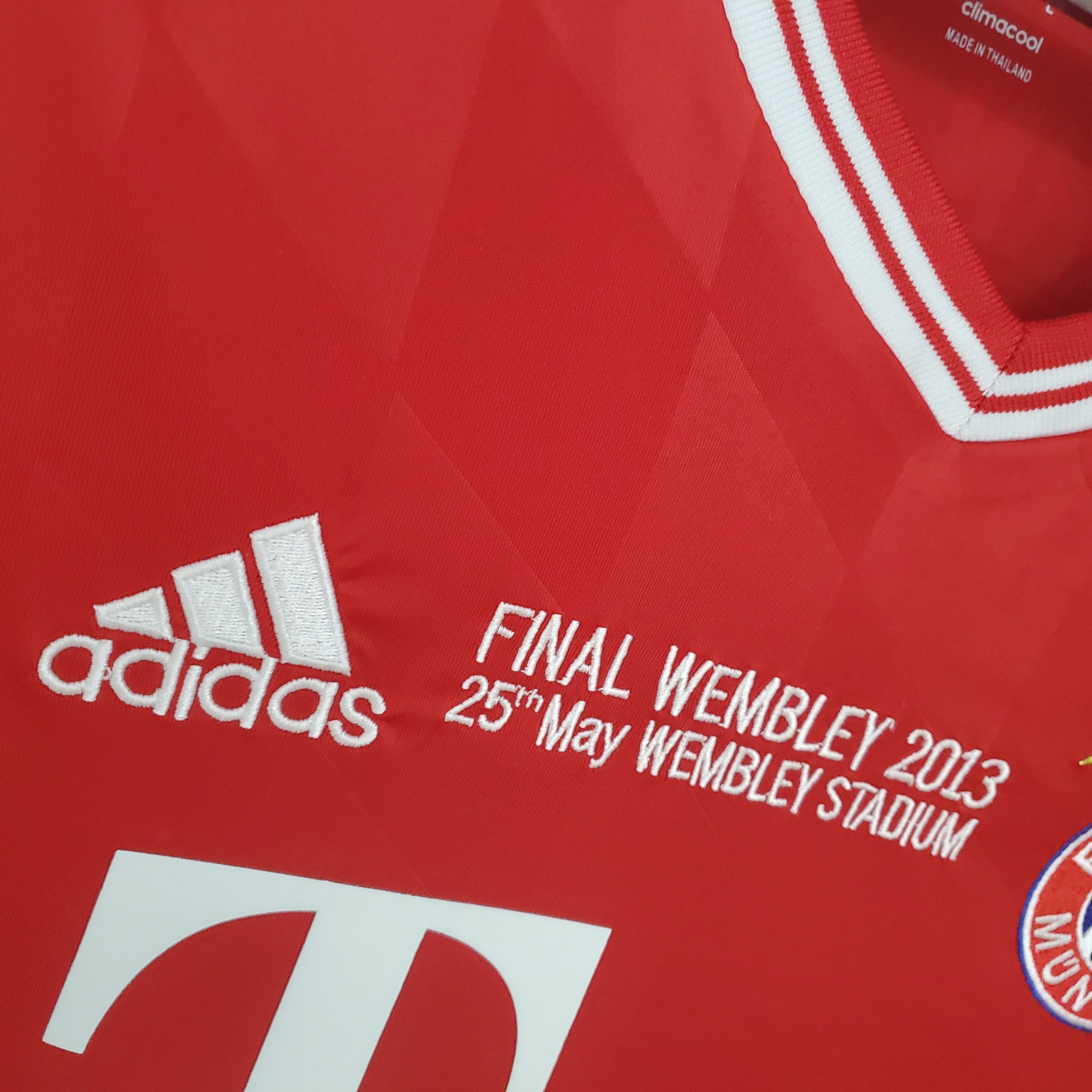 Trikot Long Sleeve Bayern de Munique Champions League 2013/14 - Red