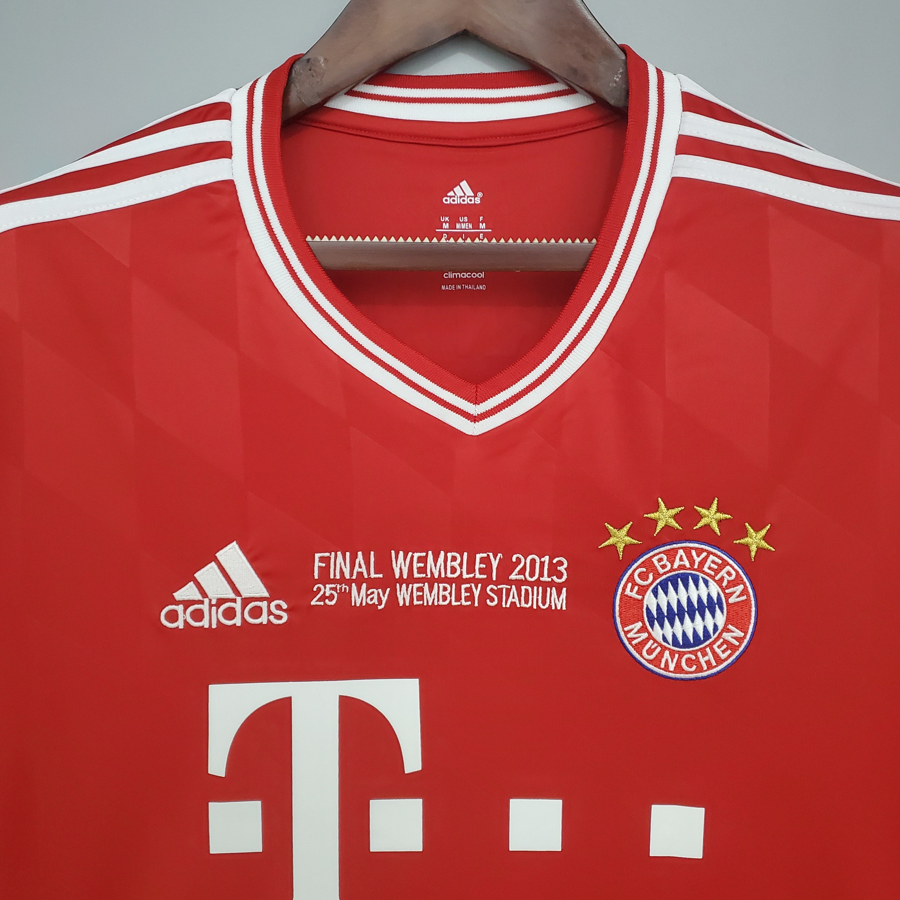 Trikot Long Sleeve Bayern de Munique Champions League 2013/14 - Red