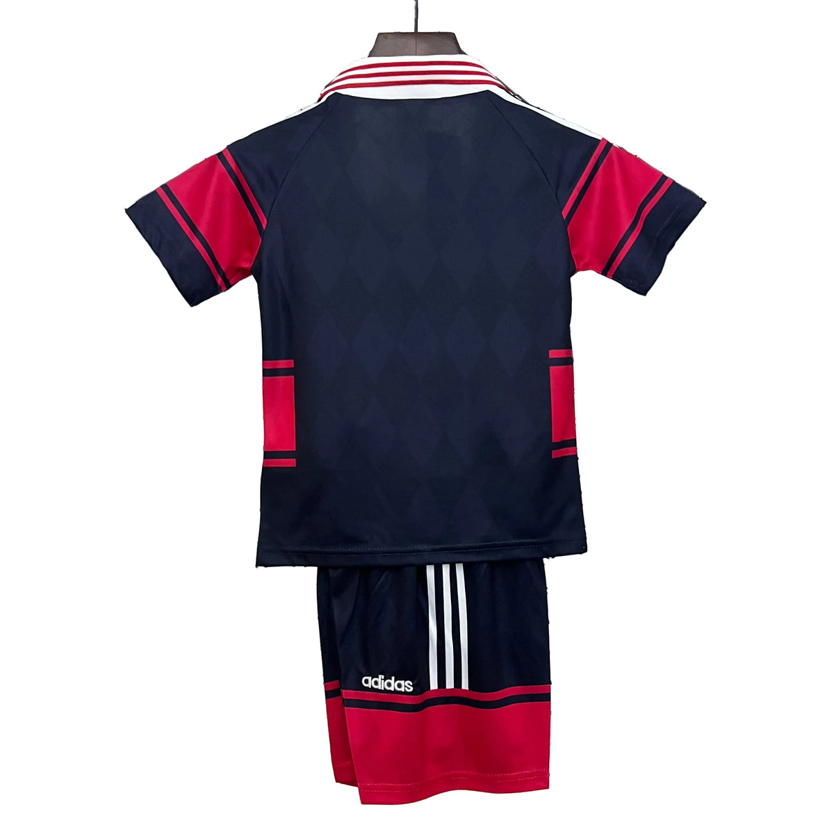 Kids Kit Bayern Munich Home 97/99